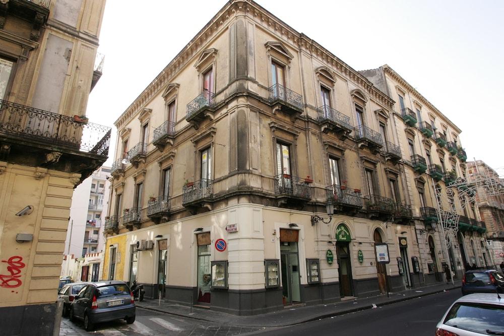 Picone Bed&Breakfast Catane Extérieur photo